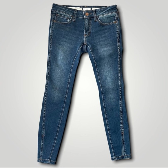 PILCRO AND THE LETTERPRESS Y2K LOW-RISE SKINNY ANKLE SPLIT JEANS - 25 - Picture 1 of 9